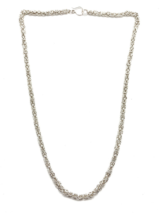 Delicate Byzantine Chainmaille Necklace in Silver