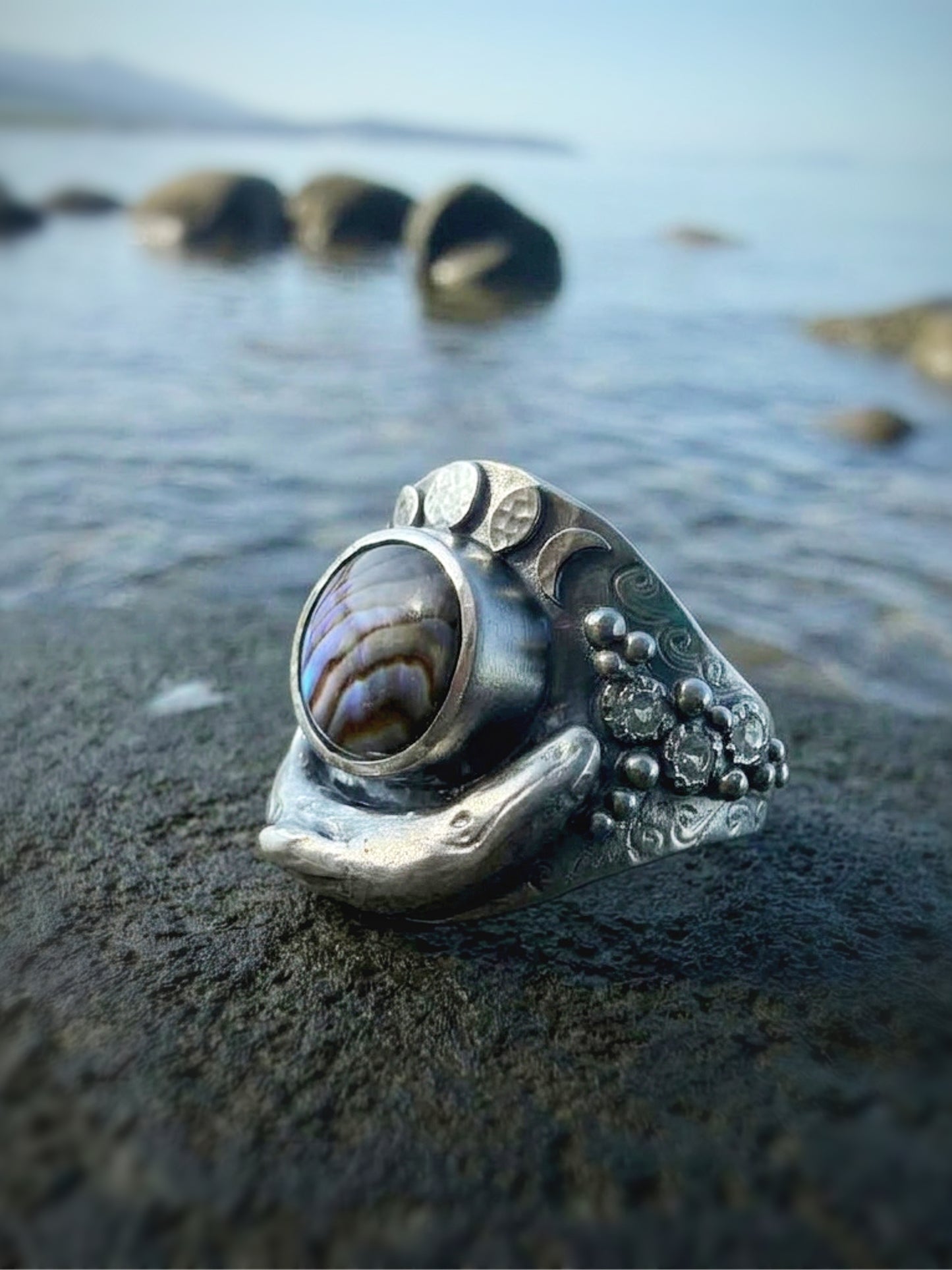 Grey Whale Ring with Abalone and Sapphire | Size 8